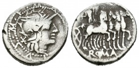 Acilia. Denario. 130 a.C. Roma. (Ffc-93). (Craw-255/1). (Cal-65). Anv.: Cabeza de Roma a derecha, detrás X, entre collar y gráfila de puntos M AC(IL)I...