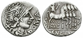 Domitia. Denario. 116-115 a.C. Norte de Italia. (Ffc-681). (Craw-285-1). (Cal-544). Anv.: Cabeza de Roma a derecha, detrás X, delante ROMA. Rev.: Júpi...