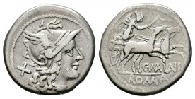 Maiania. Denario. 153 a.C. Roma. (Ffc-832). (Craw-203/1a). (Cal-917). Anv.: Cabeza de Roma a derecha, detrás X. Rev.: Victoria con látigo en biga a de...