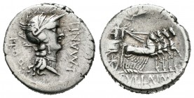 Manlia. Denario. 82 a.C. Acuñación oriental. (Ffc-839). (Craw-367-5). (Cal-924). Anv.: Cabeza de Roma a derecha, delante L MANLI, detrás PRO Q. Rev.: ...