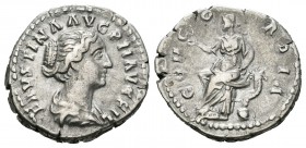 Faustina Hija. Denario. 154-6 d.C. Roma. (Spink-4704). (Ric-502a). Rev.: CONCORDIA. Concordia sentada a izquierda con flores y cuerno de la abundancia...