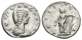 Julia Domna. Denario. 198 d.C. Laodicea. (Spink-6590). (Ric-641). Rev.: LAETITIA. Laetitia en pie a izquierda con corona y timón. Ag. 2,49 g. MBC. Est...