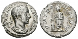 Alejandro Severo. Denario. 226 d.C. Roma. (Spink-7898 similar). (Ric-55 similar). Rev.: P M TR P IIII COS P P. EL emperador en pie a izquierda realiza...