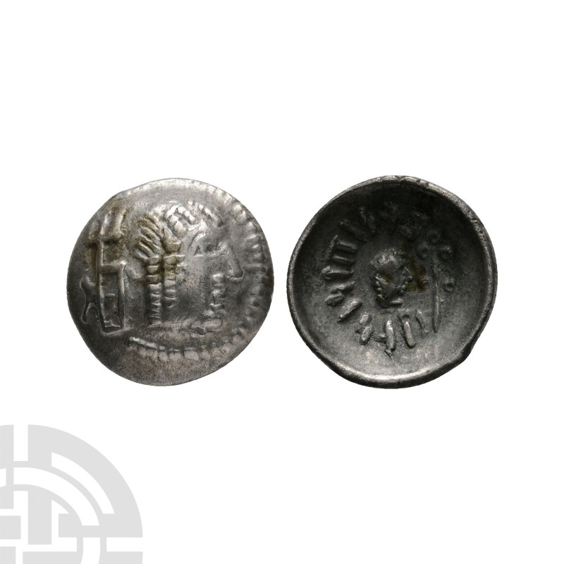 World Coins - Himyarites - Scyphate AR Unit
1st century A.D. Raydan mint. Obv: ...