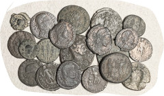 LATER ROMAN, 33 asstd, low grade but not the worst, generally identifiable (14 are identified). Photo of sample.