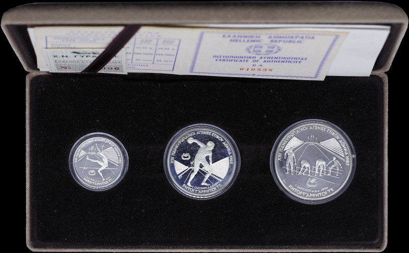 GREECE: Commemorative set (1982) in silver (0,900) composed of 100 Drachmas, 250...