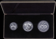 GREECE: Commemorative coin set composed of 100, 250 & 500 Drachmas (1982) in silver (0,900) for the XIII Pan-European Track and Field events / "ΑΘΛΗΤΙ...