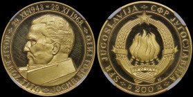 YUGOSLAVIA: 200 Dinara (1968 NI) in gold (0,900) commemorating the 25th Aniversary of the Republic. State emblem within circle on obverse. Head of Tit...