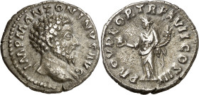 (162 d.C.). Marco Aurelio. Denario. (Spink falta) (S. 526) (RIC. 71). 2,57 g. MBC+.