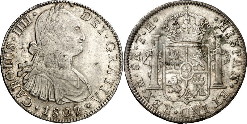 1807. Carlos IV. México. TH. 8 reales. (AC. 986). Leves golpecitos. 26,97 g. MBC...