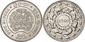 Ceylán. 1957. Isabel II. 5 rupias. (KM. 126). 2500 años de budismo. AG. 28,19 g. S/C-.