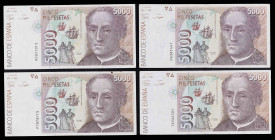 1992. 5000 pesetas. (Ed. E10a) (Ed. 484a). 12 de octubre, Colón. 4 billetes, series: M, P (dos) y T. MBC-/MBC.
