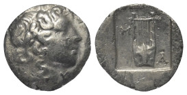 Lykien. Lykischer Bund.

 Hemidrachme (Silber). Ca. 48 - 42 v. Chr. Masykitos.
Vs: Kopf des Apollon mit Lorbeerkranz rechts.
Rs: M - A. Kithara in...