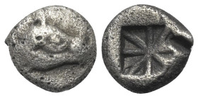 Dynasten von Lykien. Unbestimmte Dynasten.

 1/3 Stater (Tetrobol, Silber). Um 500 / 480 v. Chr.
Vs: Kopf eines Ebers rechts.
Rs: Quadratum incusu...