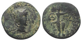 Kushanreich. Kujula Kadphises (ca. 50 - 90 n. Chr.).

 Kupfer. Ungesicherte Münzstätte in Taxila.
Römischer Kaiser-Typus

Vs: Kopf des Augustus r...