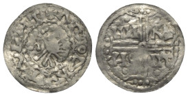 Unbestimmte Münzstätte.

 Denar (Silber). 11. Jhdt.
Nachahmung einer Prägung Emdens, Herman IV. von Werl (1047 - 1050).

Vs: Verwilderte Legende....