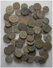 Islam - Lots.


Umayyaden.
Postreformatorische Kupfermünzen - Verschiedene Herrscher.

Lot (57 Stück, Kupfer): verschiedene Nominale, ca. 1. - 2...