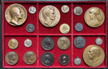 ATTRICI E ATTORI. Lotto di 21 medaglie.