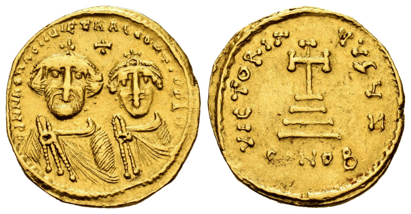 Heraclius, with Heraclius Constantine. Solidus. 629-631 d.C. Constantinople. (Se...