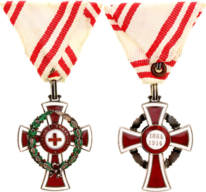 Austria Honor Decoration of the Red Cross II Class 1914 

Barac# 344, Silver 4...
