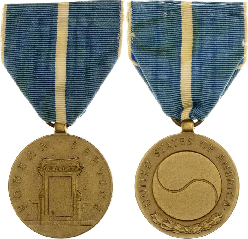 United States Korean Service Medal 1950 - 1954 

Bronze 32 mm.; With original ...