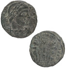 336- 340 d.C. Constantino II. Constantinopla. AE3. Ve. 1,47 g.  IMP CONSTANTINVS AVG; /GLORIA EXERC ITVS; Dos soldados con un estandarte, en exergo CO...