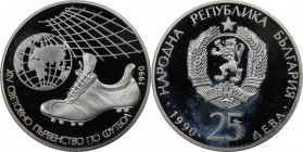 Europäische Münzen und Medaillen, Bulgarien / Bulgaria. Fussball WM 1990 in Italien - Fussballschuh. 25 Leva 1990, Silber. 0.7 OZ. KM 191. Polierte Pl...