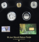 Koninkrijk NL Beatrix (1980-2013) - Prestigeset 2011 '50 Jaar WNF' met 10 Euro Goud, 5 Euro zilver en verzilverd, China 10 Yuan, Great Britain 50 Penc...