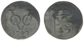 Verenigde Oost-Indische Compagnie (1602-1799) - Holland - Tin/lead doit 1743 (Ref.: type as Scho.89; Passon 12.2) - 3.53 g. Curious off metal strike. ...