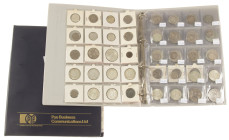 Coins Netherlands in albums - Collection Netherlands in 2 albums a.w. 12x 2½ Gulden WillemII/III
