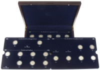 Coins Netherlands in boxes: Euros - Collection Wilhelmina Guilders in wooden cassette 1892-1945
