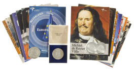 Coins Netherlands in boxes: Euros - Box with 5 and 10 Euro coins in Proof, tot. 17 pcs., also some miscellaneous incl. Bayern Taler 1778 H-ST (KM562, ...