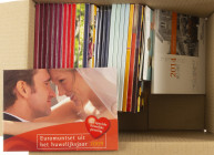 Coins Netherlands in boxes: Euros - Collection Netherlands various BU-sets a.w. Marriagesets