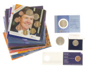 Coins Netherlands in boxes: Euros - Box with Euro coinsets, supplemented with 5- and 10 Euro coins