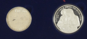 Coins Netherlands in boxes: Euros - Wooden cassette 'Koninklijke Geboorteset Catharina-Amalia', issued by HNM