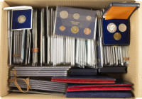 Coins Netherlands and Oversea in boxes - Large box with FDC- and some Proofsets Netherlands and Overseas