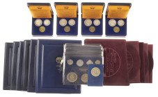 Coins Netherlands and Oversea in boxes - Big strong box with FDC- and proofsets