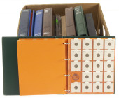 Coins Netherlands in large boxes - cannot be shipped - Banana box with post-war base metal coins in 9 albums and some coin sheets