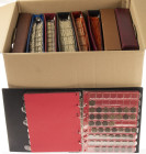 Coins Netherlands in large boxes - cannot be shipped - Moving box with 9 Juliana collections without silver