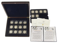 Medals in boxes - Netherlands - Cassette 'Willem Alexander van kroonprins tot koning' containing 18 sterling silver medals