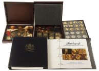 Medals in boxes - Netherlands - Two cassettes and one drawer '375 Jaar De Nachtwacht' containing in total 70 silvered, gilt and/or coloured medals, wi...