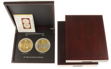 Medals in boxes - Netherlands - Cassettes '200 Jaar Koninkrijk', '75 Jaar D-Day' and 'Living art effect' each containing 2 Hollandse Ponders - each st...