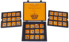 Medals in boxes - Netherlands - Cassette 'Nederlands koningshuis' containing 36 polychrome enamelled two euro-coins
