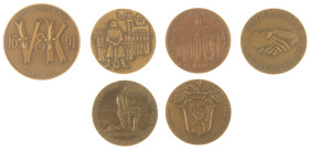 Medals in boxes - Netherlands - Lot of 6 bronze medals incl. Willem de Zwijger 1933 (60 mm), Lthersche Kerk Rotterdam 1736-1940, Stadhuis Den Haag 197...