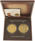 Medals in boxes - Netherlands - Cassette containing two Hollandse Ponders 2017 'Willem-Alexander 50 jaar' - gilt and gilt with platinum accents - each...