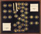 Medals in boxes - Miscellaneous - Box with gold miniature-medals (.585), series 'Kleinste Goudmunten van de Wereld', 'Kostbare Goudschat van Europa', ...
