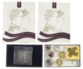 Medals in boxes - Miscellaneous - Box with cassetes with guilded and colored medals, added 2 * 0 euro notes