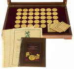 Medals in large boxes - cannot be shipped - Netherlands - Collection 'Meesterwerken van de Gouden Eeuw”, cont. 33 (of 50, not complete) gilt bronze me...