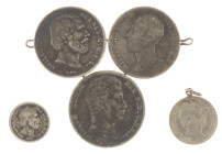 Miscellaneous - Coins in jewellery - Part of a brooch made of Dutch half guilders Willem I II and III (1822, 1848, 1860) - added 5 and 10 cent