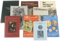 Miscellaneous - Literature - Netherlands - Lot numismatic publications incl. 2 Jaarboeken Stuurman, Driesteden muntslag, Muntslag in Harderwijk, Penni...